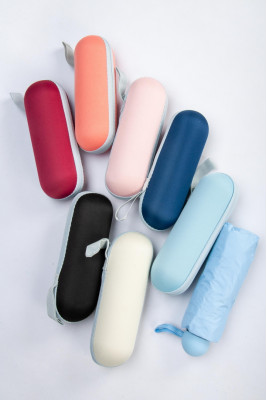 Жіноча механічна міні-парасолька в капсулі